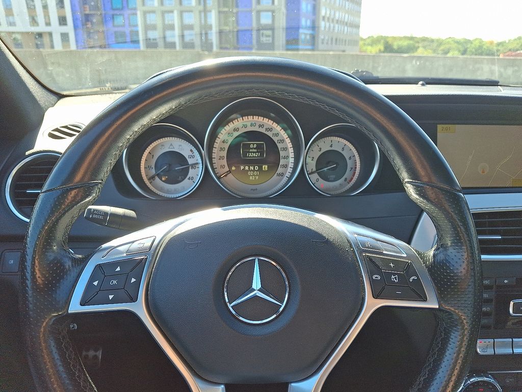 Thumbnail: 2012 Mercedes-Benz C-Class - 23