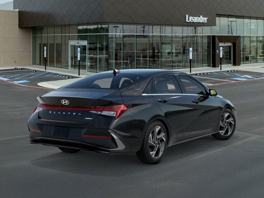 Thumbnail: 2026 Hyundai Elantra - 4
