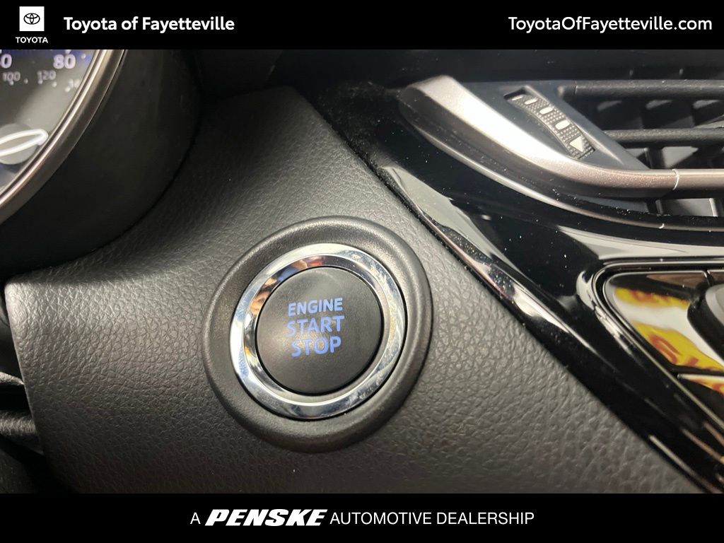 Thumbnail: 2019 Toyota C-HR - 27