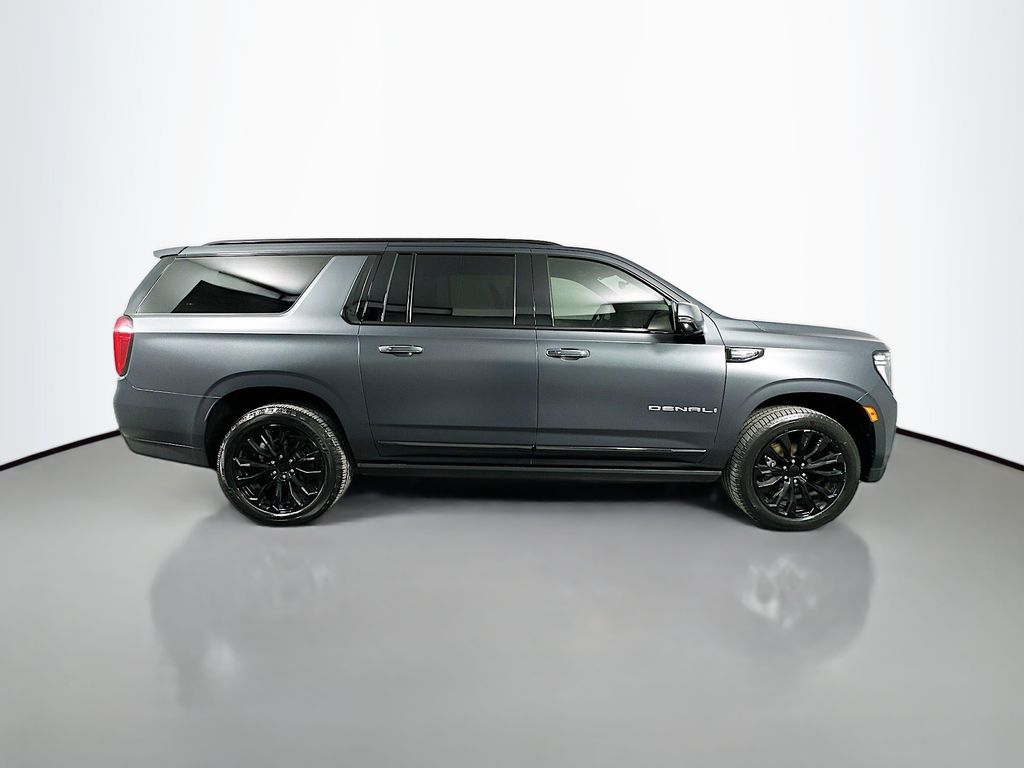 Thumbnail: 2021 GMC Yukon XL - 4