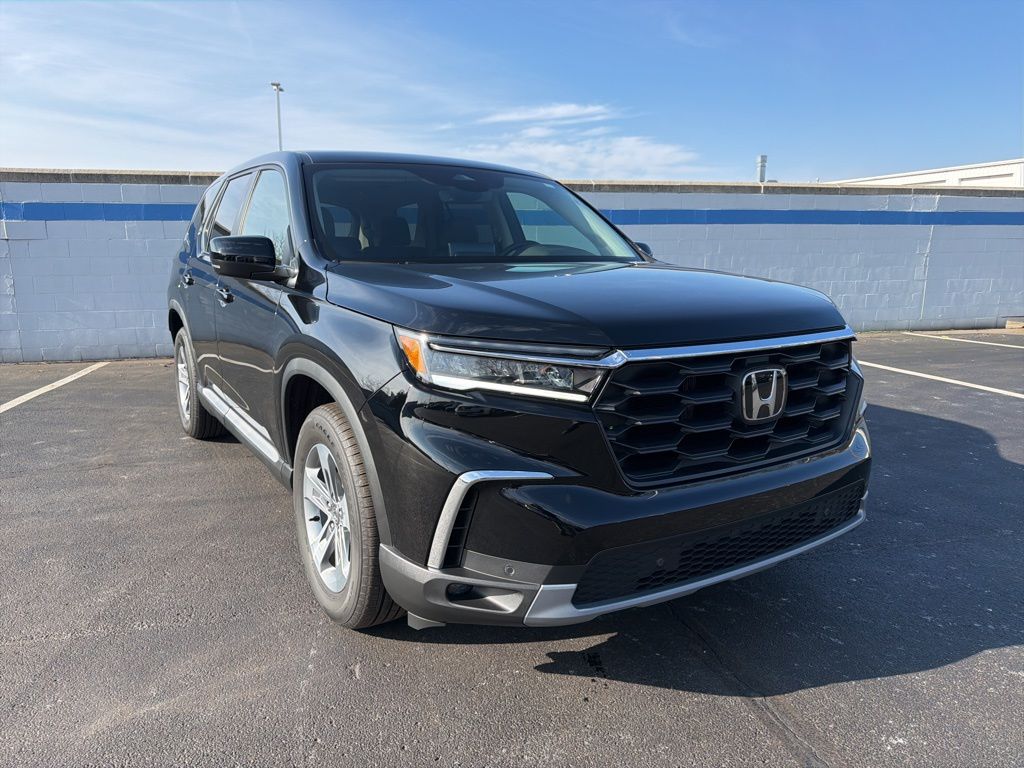 Thumbnail: 2025 Honda Pilot - 7