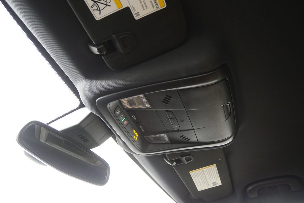 Thumbnail: 2020 Chevrolet Equinox - 22