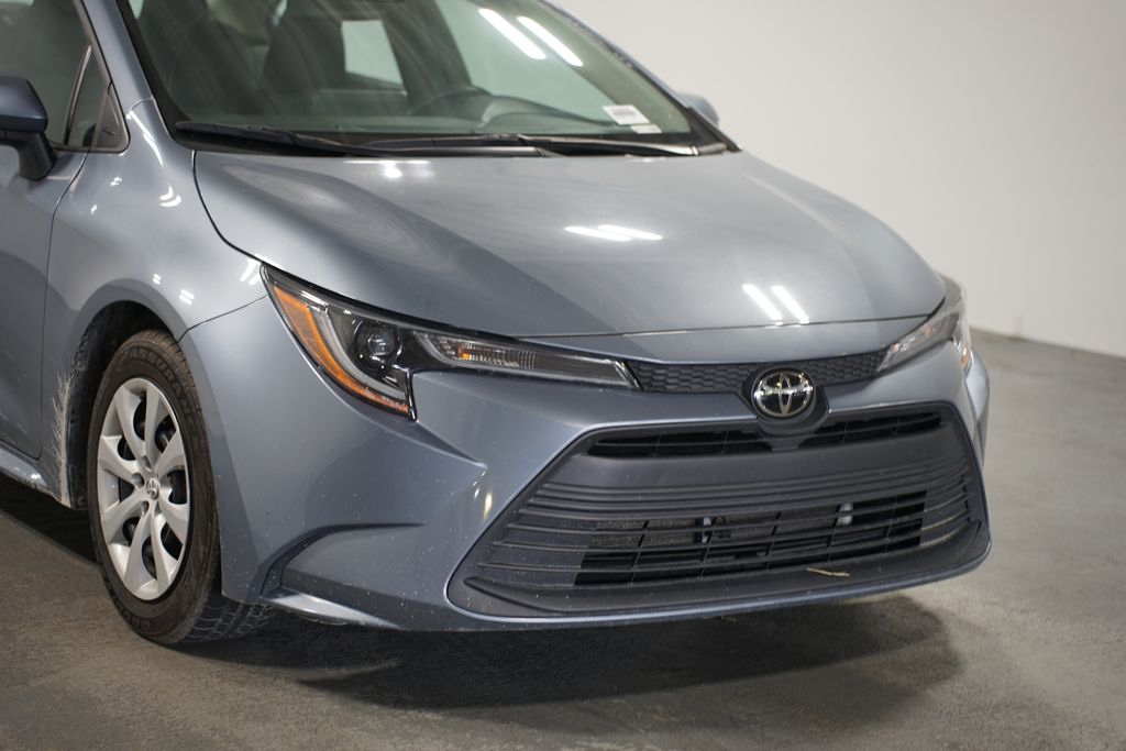 Thumbnail: 2023 Toyota Corolla - 4