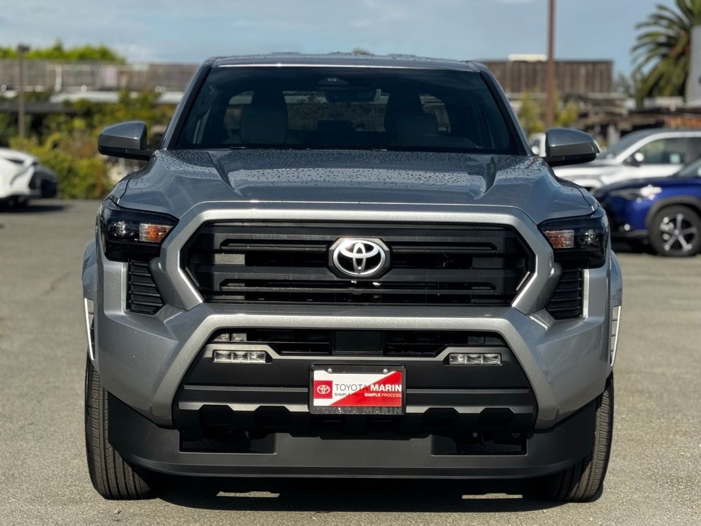 2025 Toyota Tacoma SR5 Double Cab photo 8