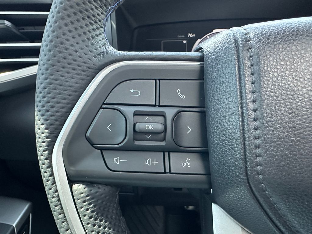 2025 Toyota Tundra Hybrid Platinum