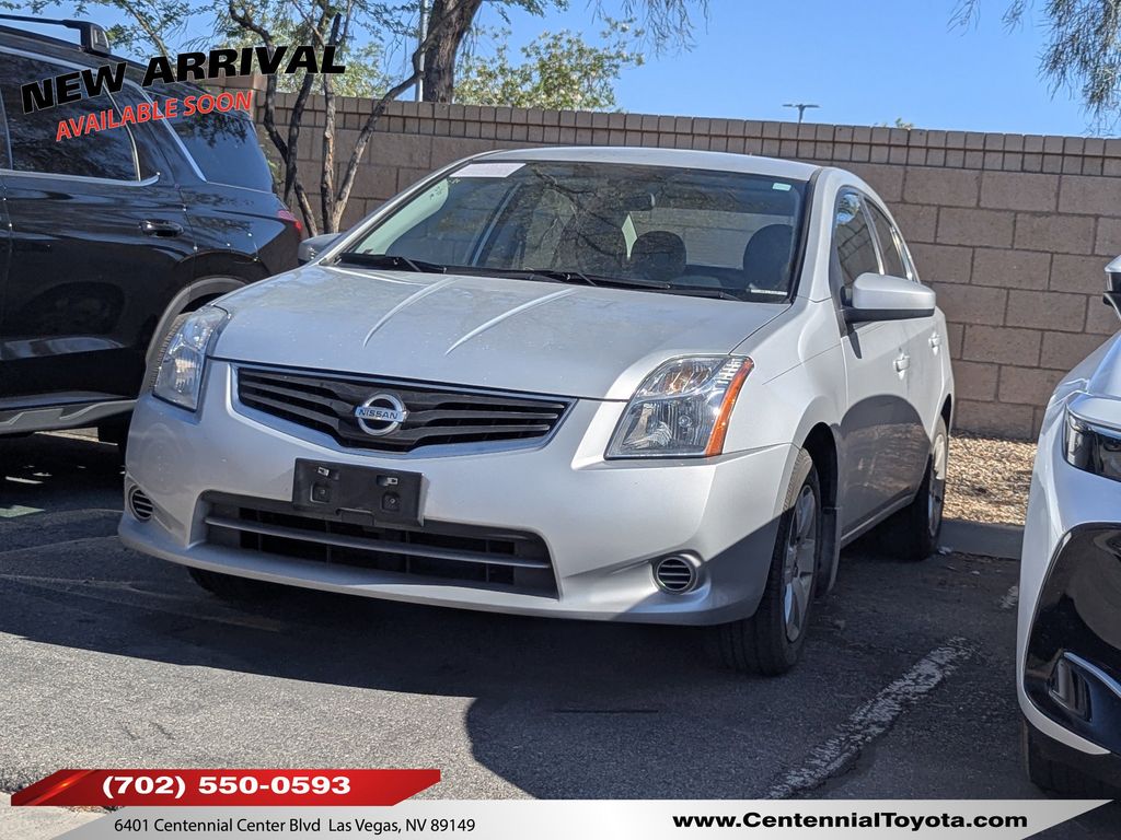 2010 Nissan Sentra's photo
