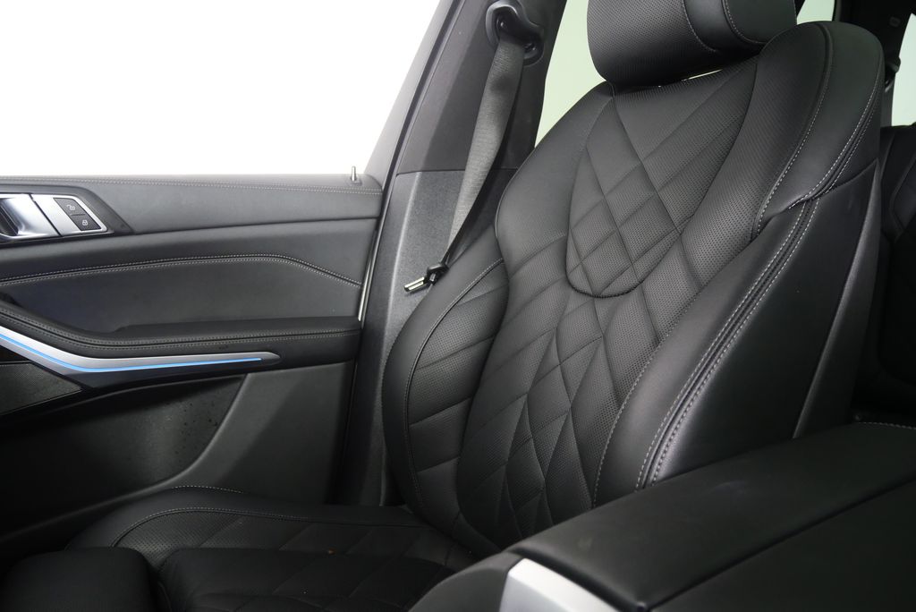Thumbnail: 2024 BMW X5 - 26