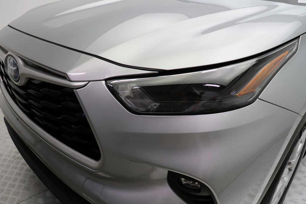 2023 Toyota Highlander LE 3