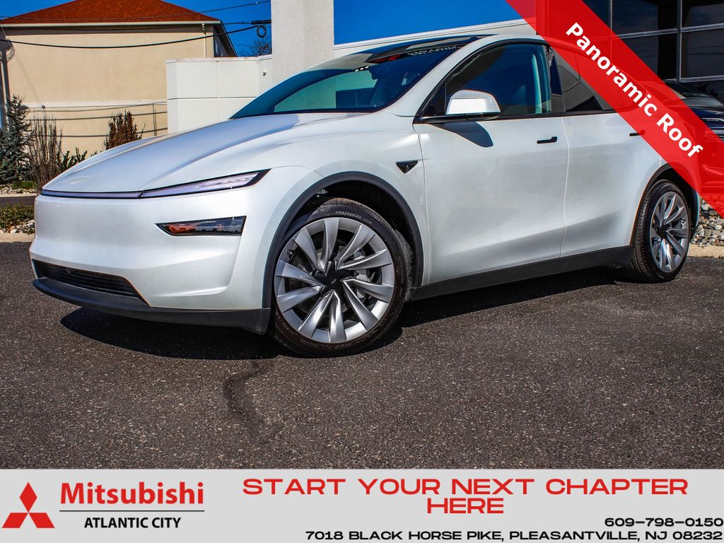 Pearl White Multi-Coat 2026 Tesla Model Y Long Range AWD SUV / Crossover All-Wheel Drive 1-Speed Automatic