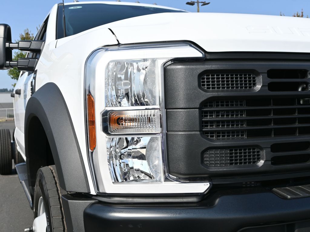 2026 Ford Super Duty F-550 DRW XL