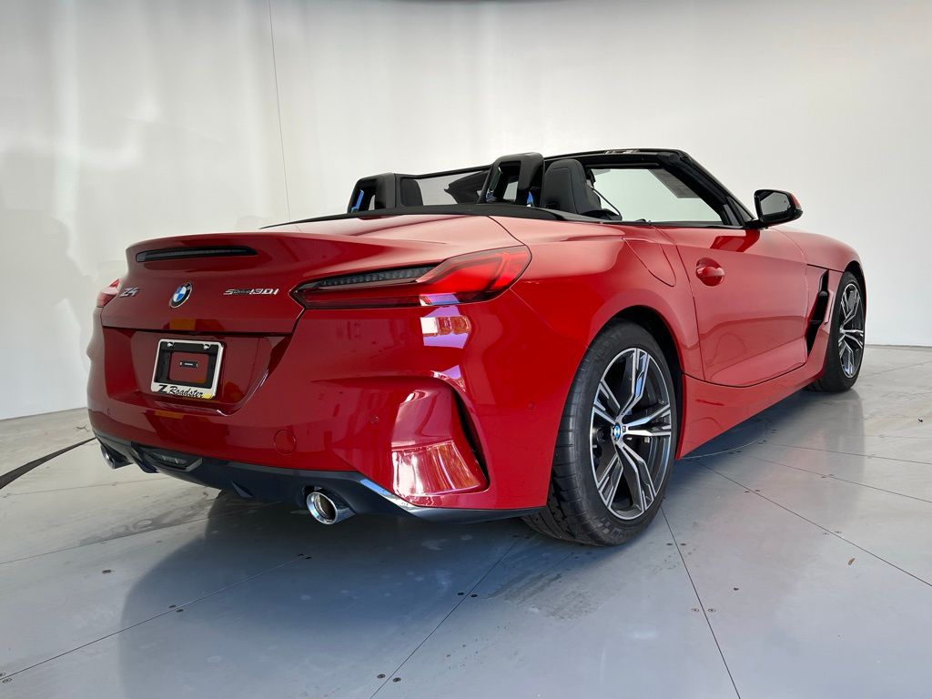 Thumbnail: 2025 BMW Z4 - 5