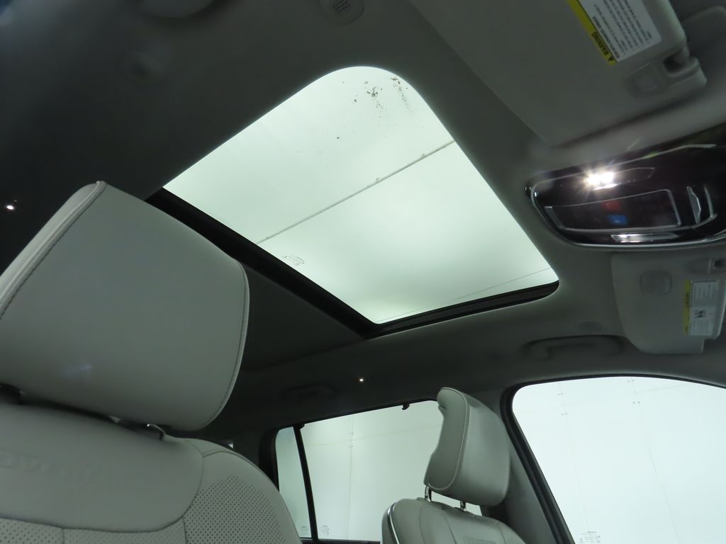 Thumbnail: 2021 Jeep Grand Cherokee L - 19