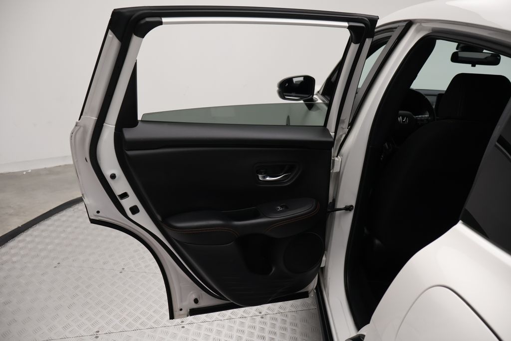 Thumbnail: 2025 Honda HR-V - 21
