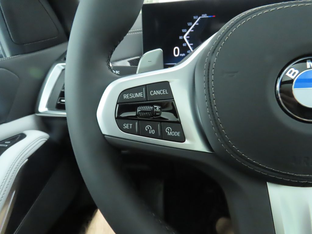 2026 BMW X5 sDrive40i 12