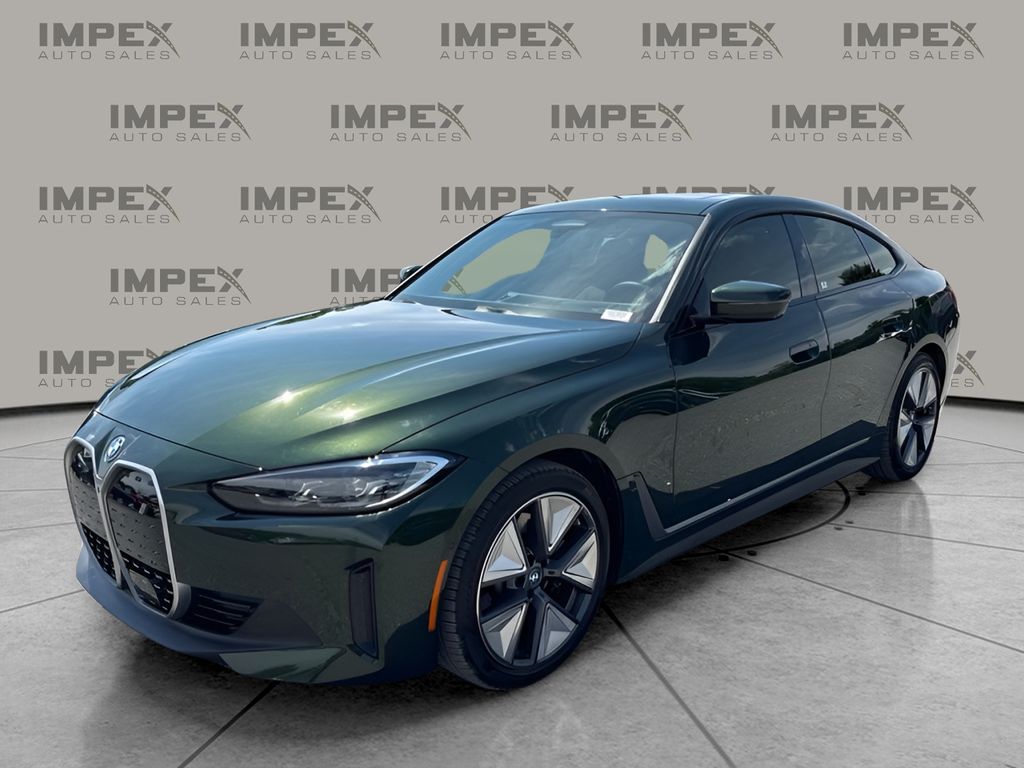 2023 BMW i4 eDrive35's photo