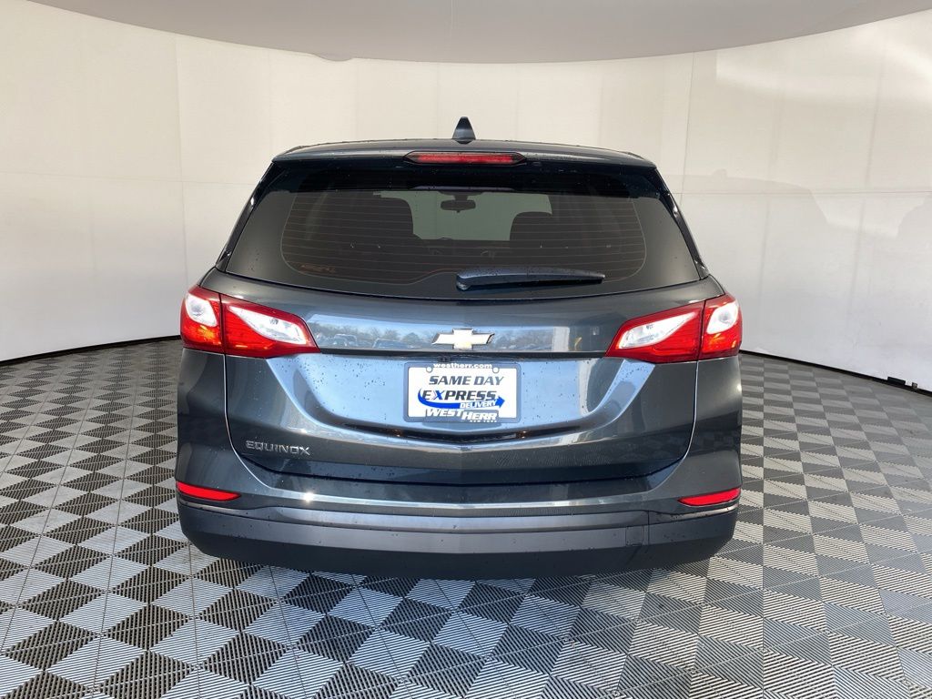 Used 2019 Gray Chevrolet LS image 9