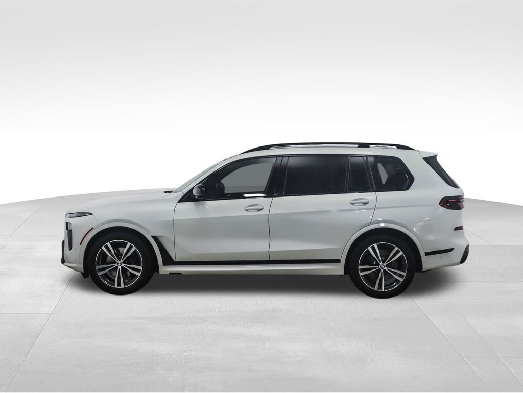 Thumbnail: 2024 BMW X7 - 2