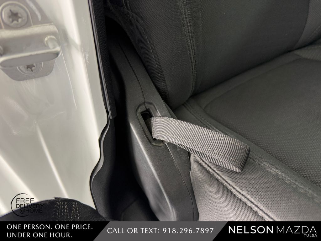 Used 2019 White Jeep Unlimited Sport S image 43