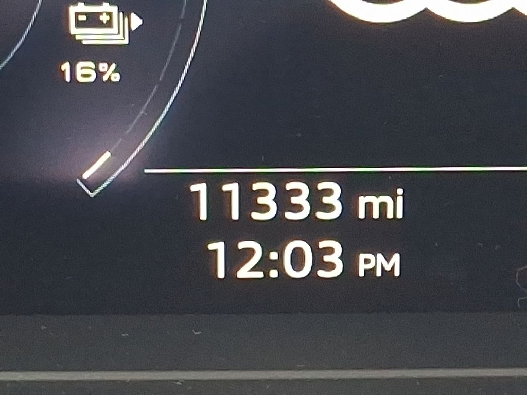 Thumbnail: 2024 Audi Q4 e-tron - 20