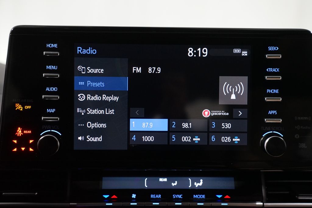 Thumbnail: 2023 Toyota Sienna - 17