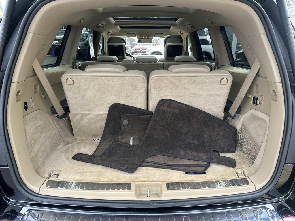 Thumbnail: 2013 Mercedes-Benz GL-Class - 30