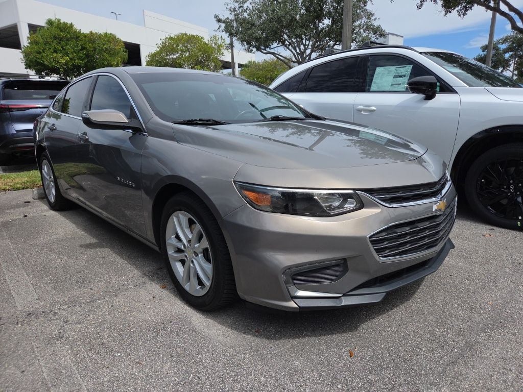 Pepperdust Metallic 2018 Chevrolet Malibu Sedan Front-Wheel Drive 6-Speed Automatic