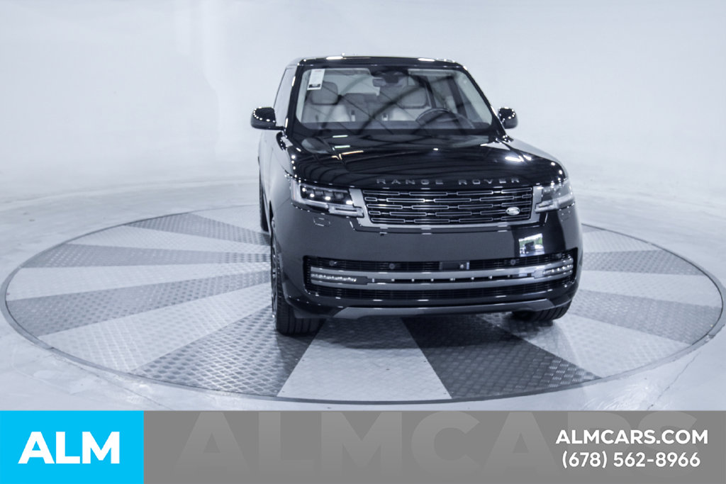 Used 2023 Black Land Rover SE image 15
