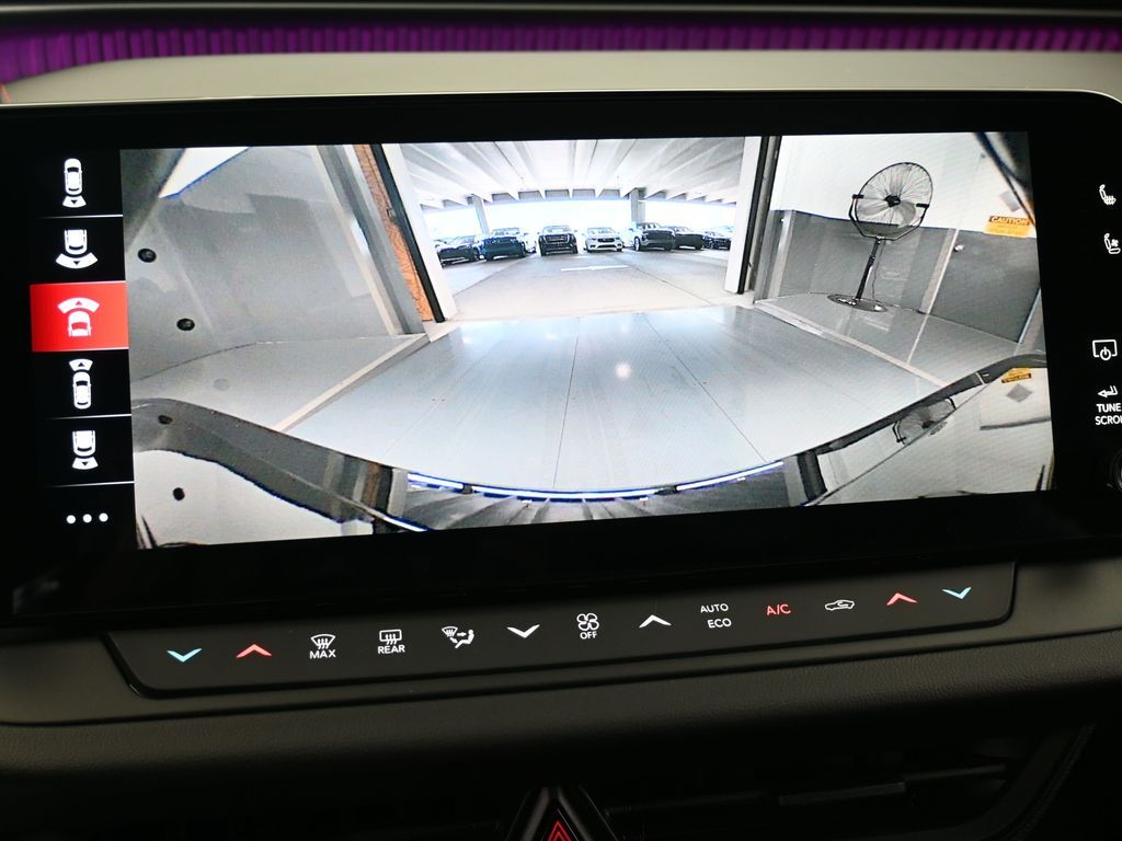 Used 2024 Diamond Black Crystal Pearlcoat Dodge R/T Scat Pack image 22