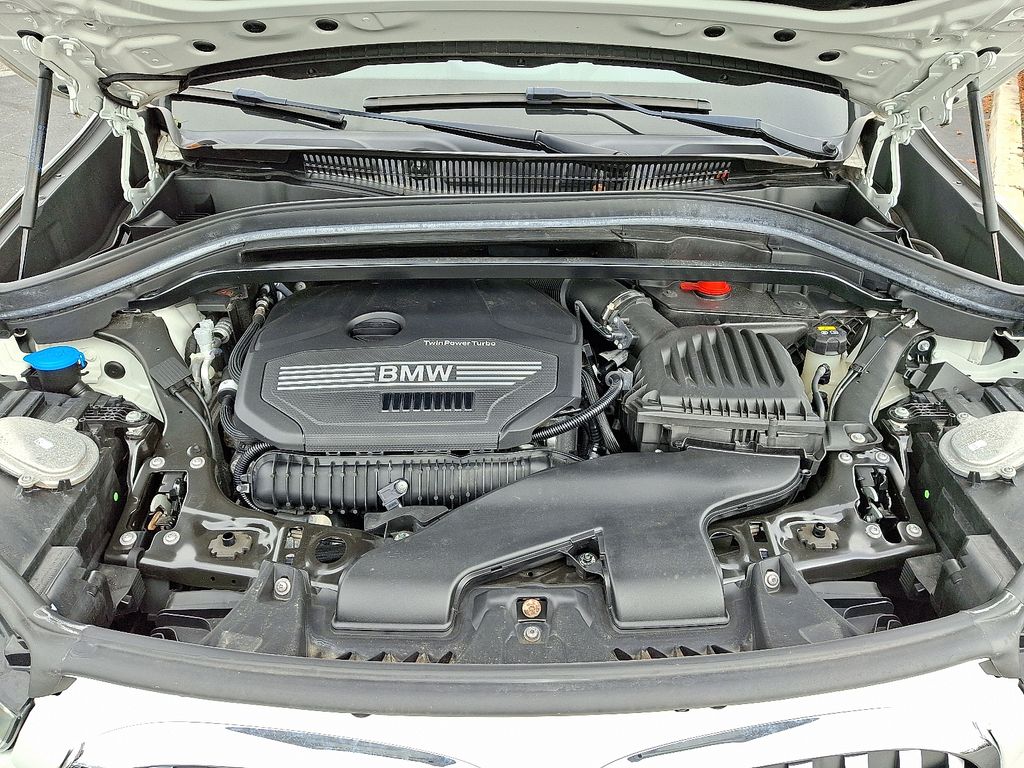 Thumbnail: 2021 BMW X1 - 30