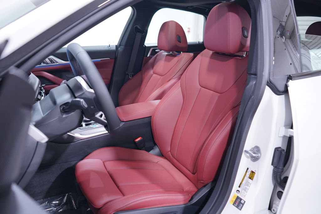 Thumbnail: 2026 BMW i4 - 7
