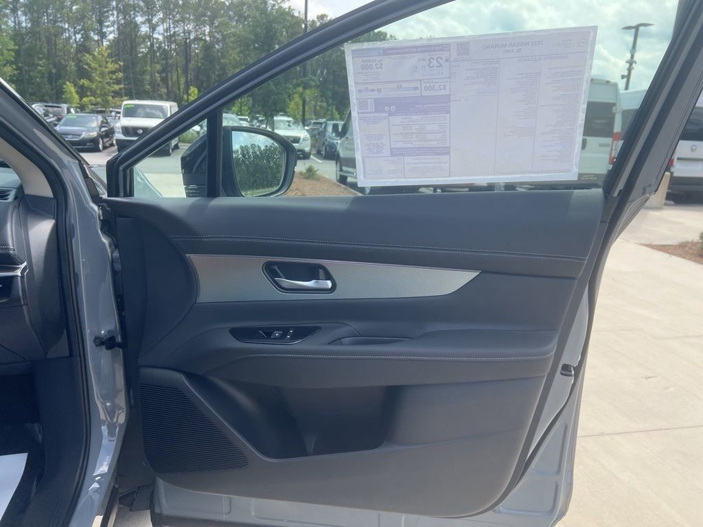 2025 Boulder Gray Pearl/Super Black Nissan Murano SL AWD SUV