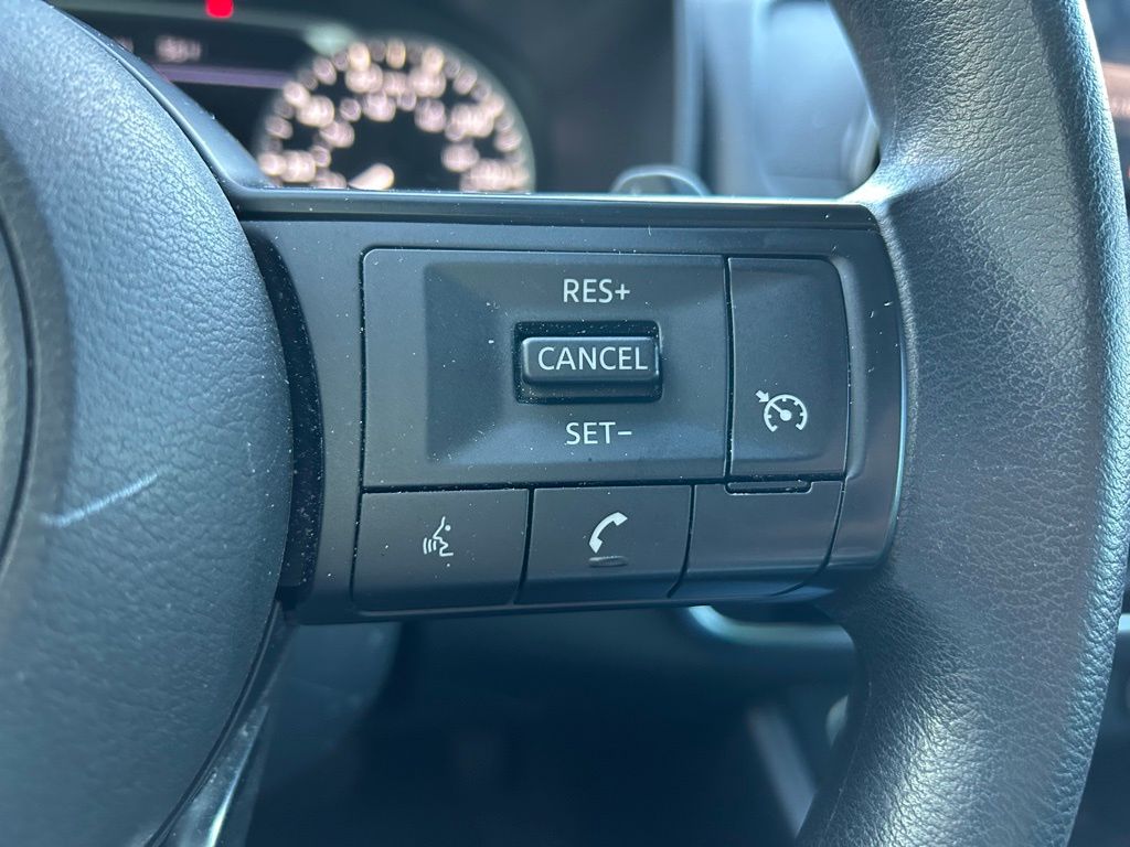 Thumbnail: 2023 Nissan Rogue - 18