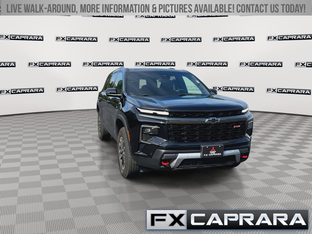 Used 2025 Chevrolet Traverse SUV