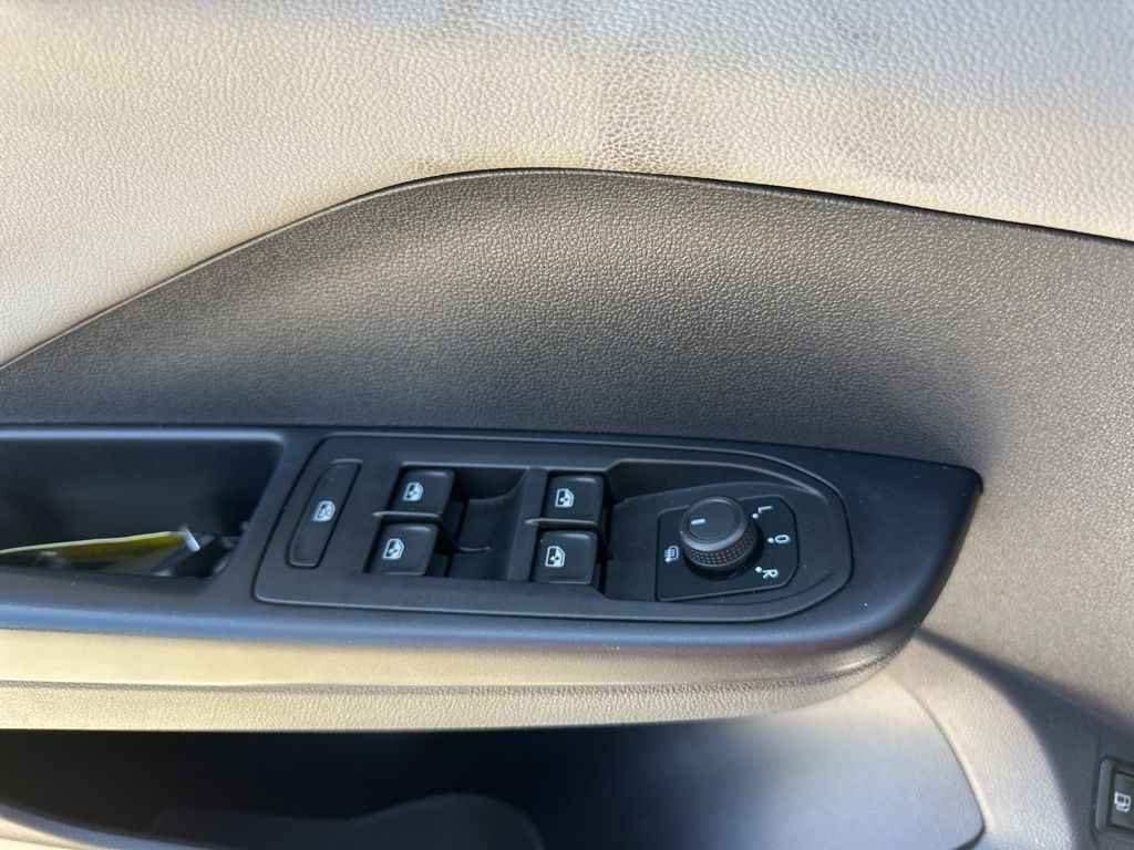 2022 Gray Volkswagen Taos 1.5T SE FWD SUV