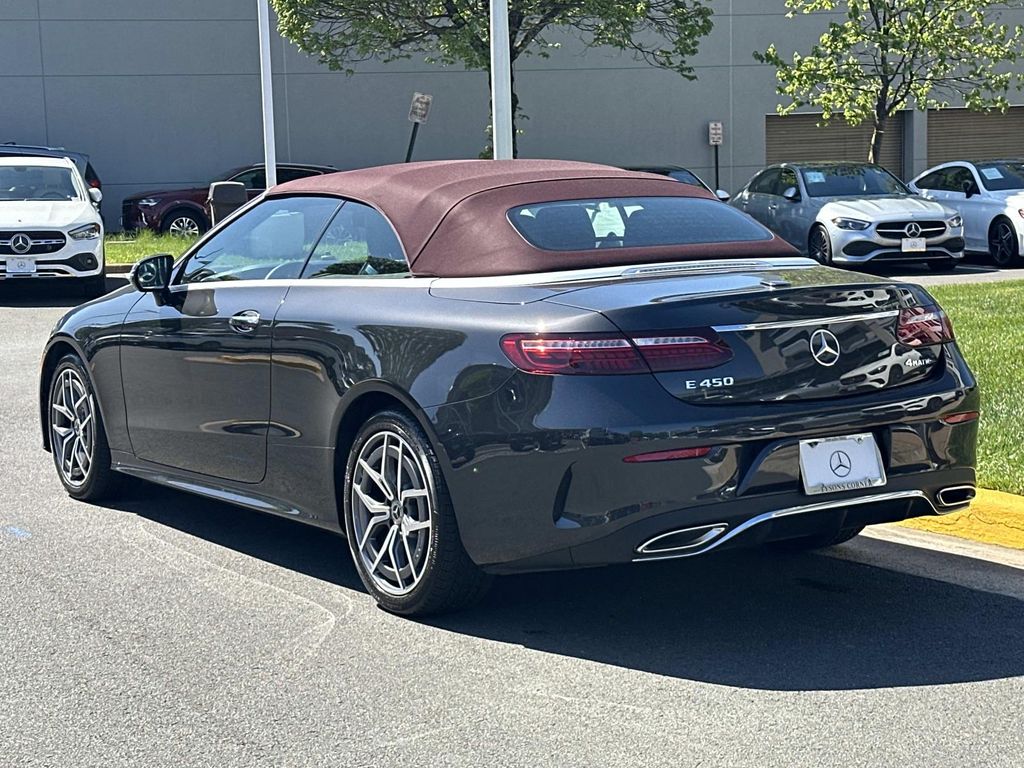 Thumbnail: 2023 Mercedes-Benz E-Class - 16