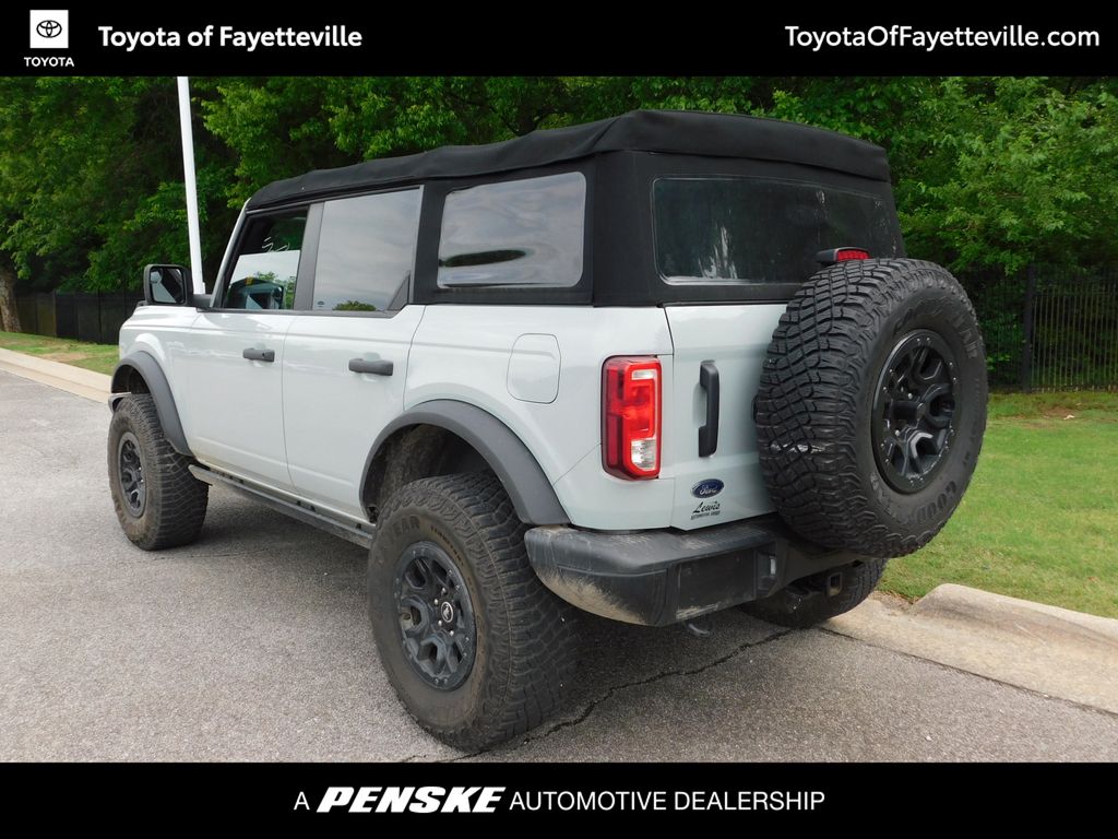 2022 Ford Bronco Black Diamond 3