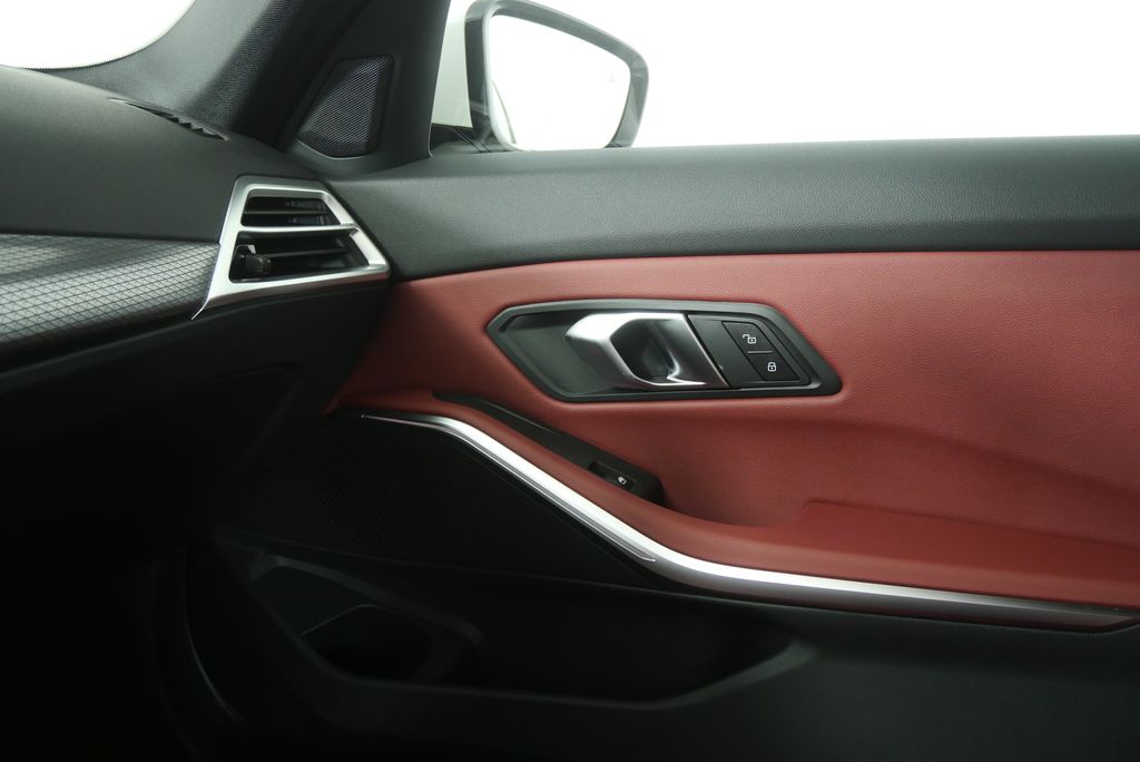 Thumbnail: 2026 BMW 3 Series - 23