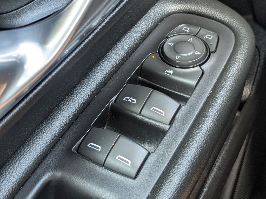Used 2024 GMC Terrain SUV