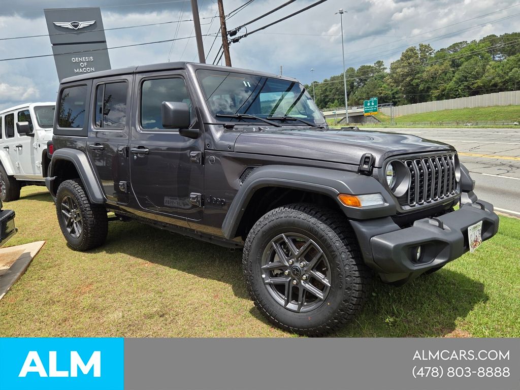 Used 2025 Gray Jeep Sport S image 17