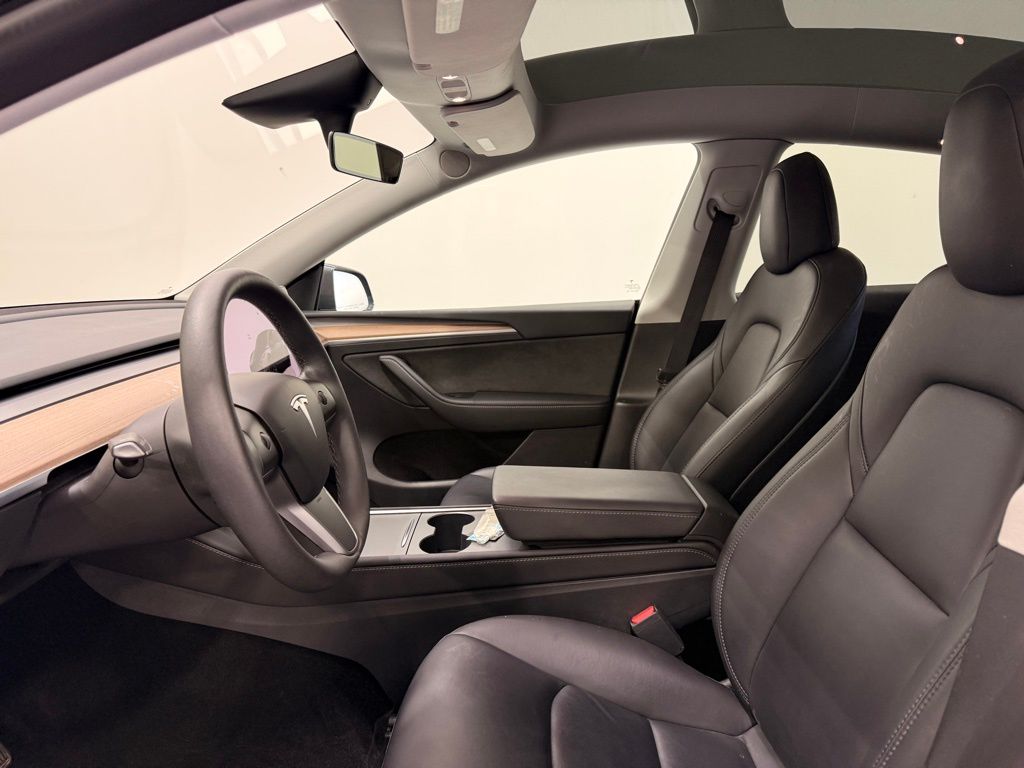 Thumbnail: 2023 Tesla Model Y - 12