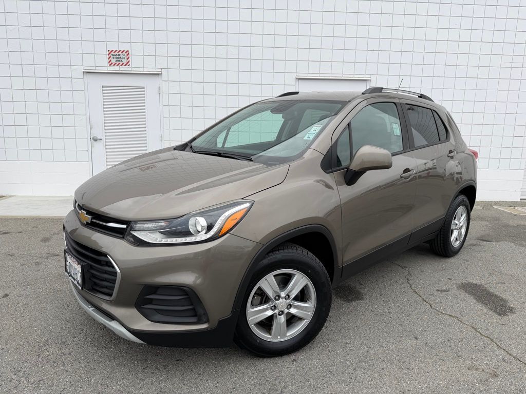 Stone Gray Metallic 2022 Chevrolet Trax LT AWD SUV / Crossover All-Wheel Drive 6-Speed Automatic