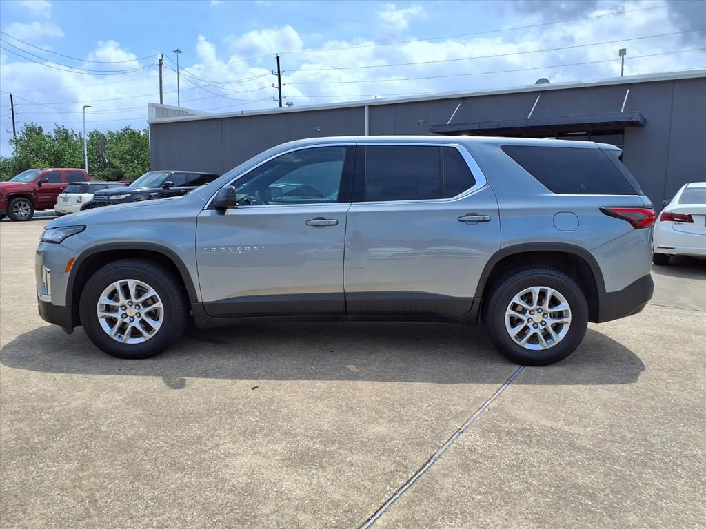 2023 Chevrolet Traverse LS - 4