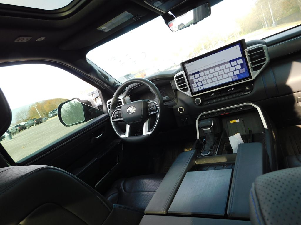 Thumbnail: 2023 Toyota Tundra - 7