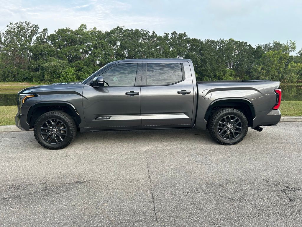 2022 Toyota Tundra Platinum 2