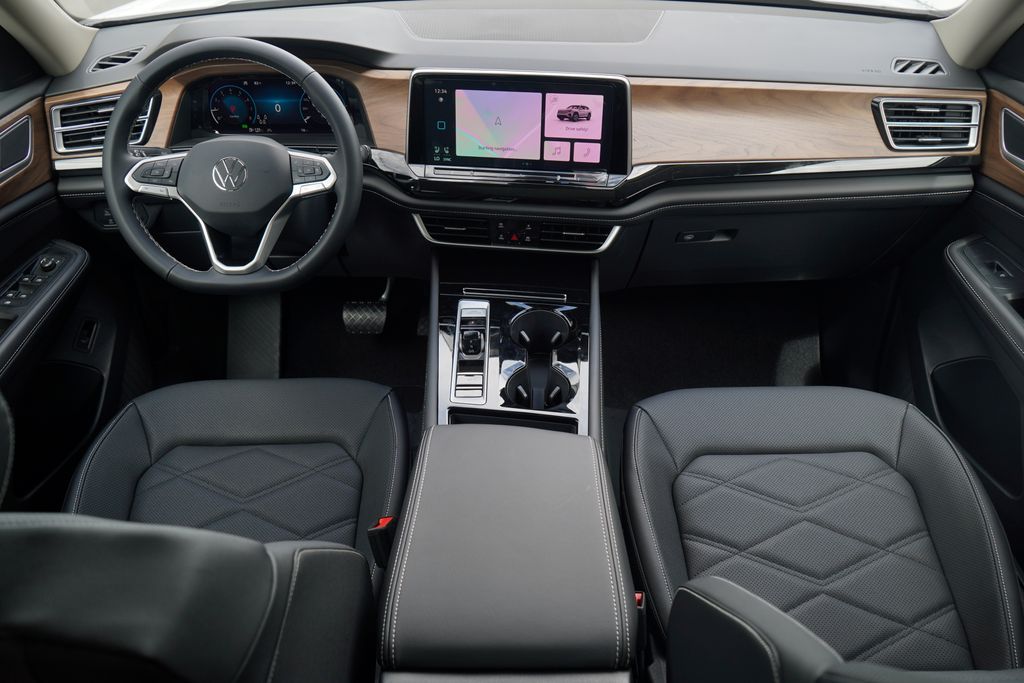 Thumbnail: 2026 Volkswagen Atlas - 9