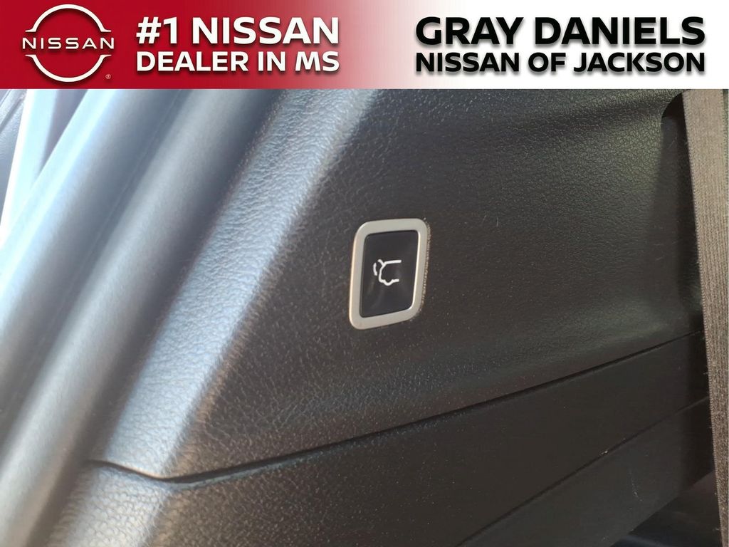 Used 2020 Chrysler Pacifica Van