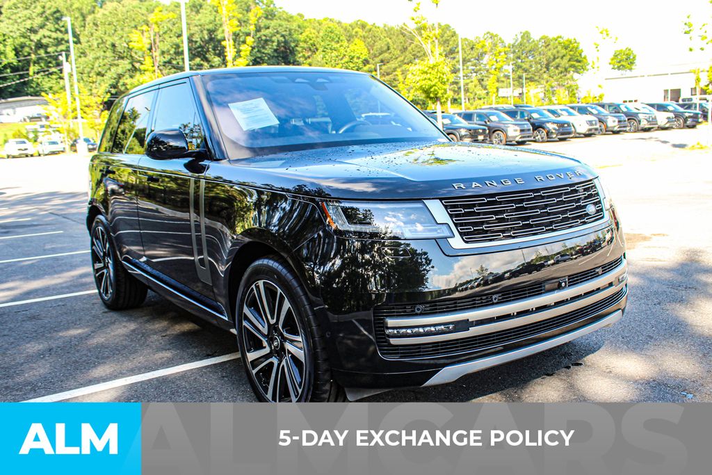 Used 2023 Black Land Rover SE image 4