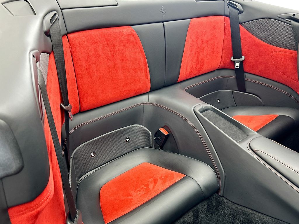 Thumbnail: 2019 Ferrari Portofino - 20