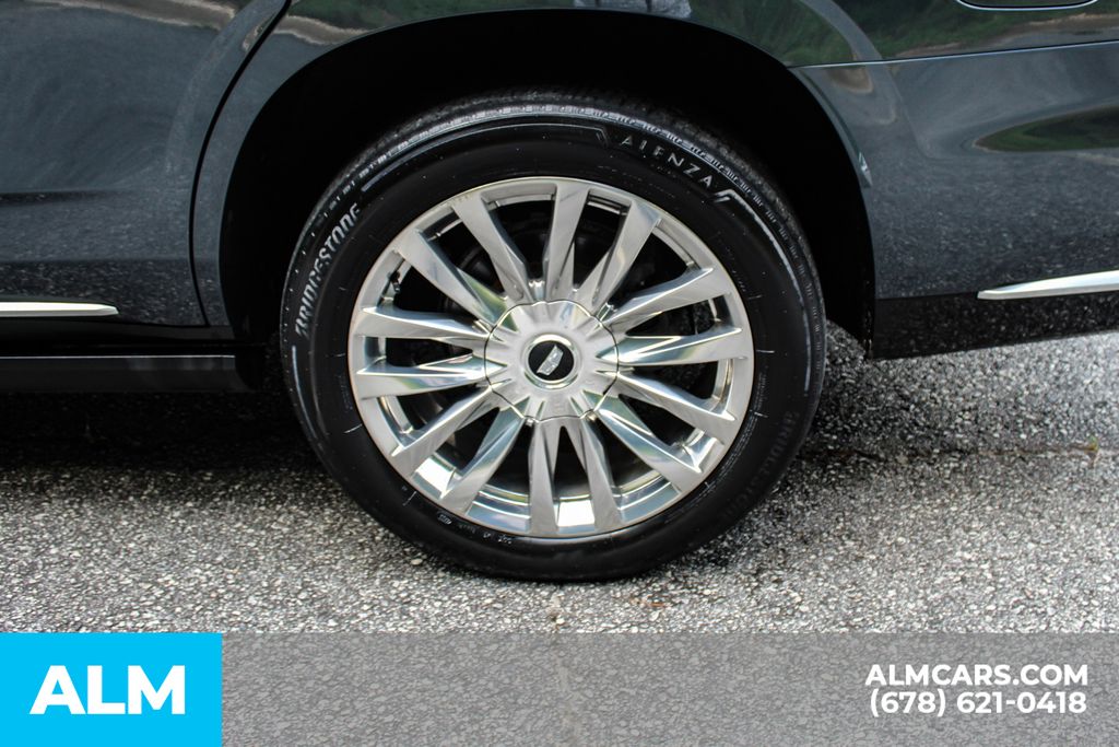 Used 2021 Gray Cadillac Premium Luxury image 15