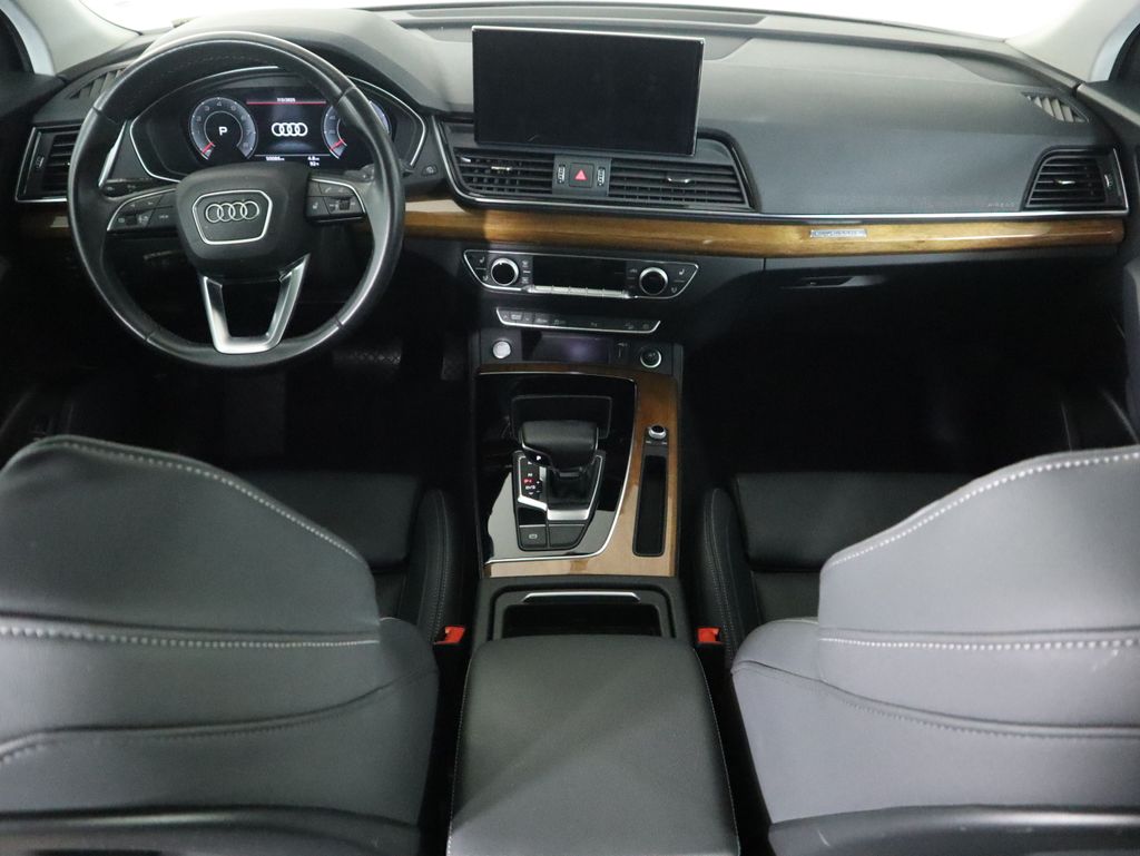 Thumbnail: 2022 Audi Q5 - 13